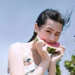 娱乐吃瓜的头像女,揭秘娱乐圈那些事儿